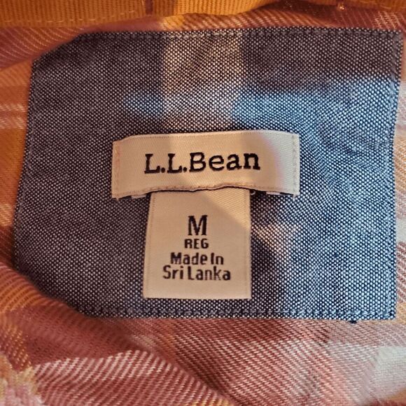 L.L. Bean Shirt Mens Medium Red Plaid Flannel Long Sleeve Collared Button Down - Picture 2 of 11
